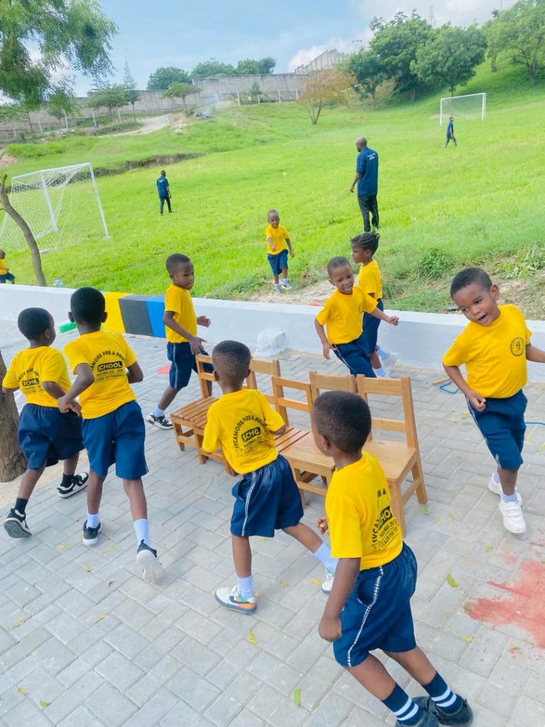 School uniforms Sycamore School